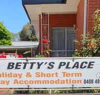 Betty's Place - Tourism Cairns