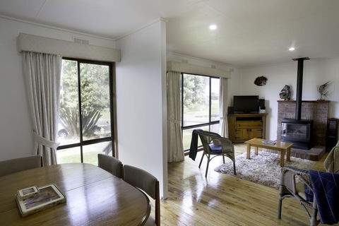 Bindi - Pet Friendly - Tourism Cairns 2