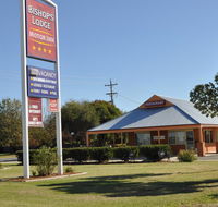 Bishop's Lodge Motor Inn - Tourism Cairns