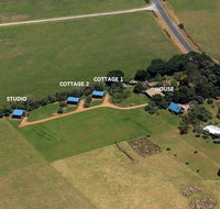 Black Cockatoo Cottages - Tourism Cairns