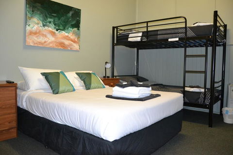 Black Diamond Lodge - Tourism Cairns 2