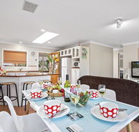 Blue Haze - air conditioned comfort - Tourism Cairns