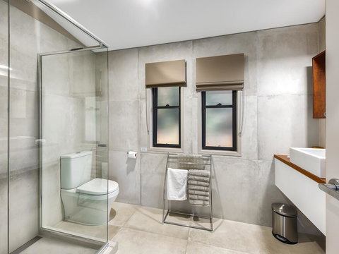 Blue Summit Cottages - Tourism Cairns 2