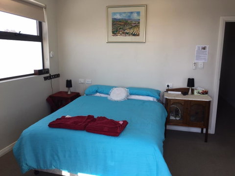 Blue Wren Retreat - Tourism Cairns 1