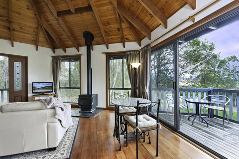 Bluegums Cabins - Tourism Cairns 2