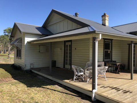 Bobby's Country Rental - Tourism Cairns 1