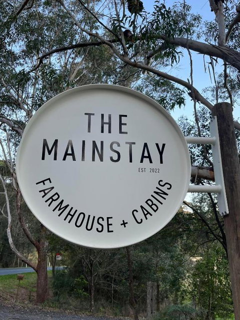 THE MAINSTAY Farmstay - Book One Of 4 Houses Or All 4, Minutes To Seal Rocks! - Tourism Cairns 0
