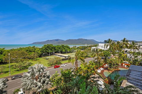 The Studio At Northshore Tower - Tourism Cairns 2