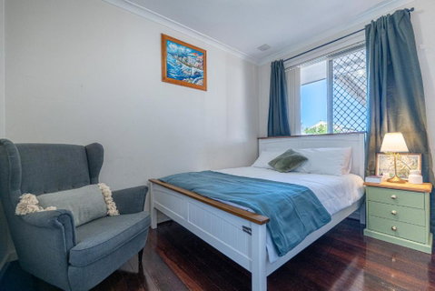 Warmth House Nr Airport 2rooms 5beds Yard N Parking - Tourism Cairns 1