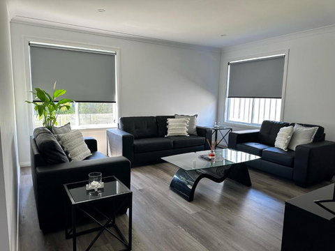 Xquisite - Tourism Cairns 1