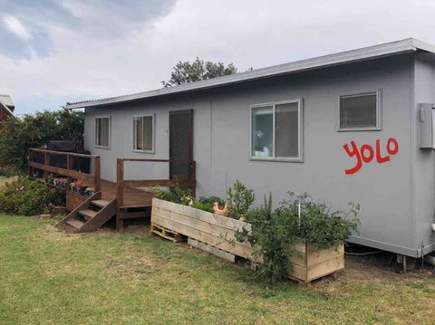 YOLO- Beach-house Views, Near Penguins, Nbn! - Tourism Cairns 0