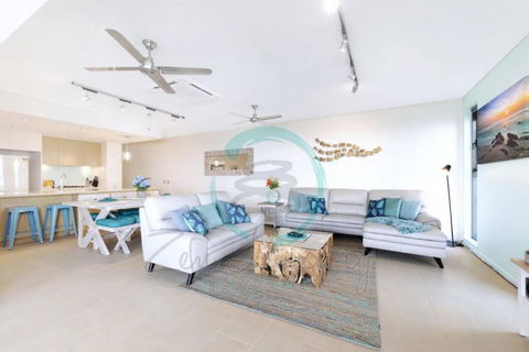 ZEN POINT PENTHOUSE 3-BR Executive W/front Retreat - Tourism Cairns 3