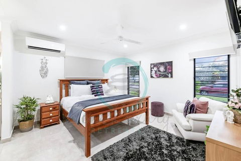 Zenhouse: 4BR Stylish Work/Family Home In Muirhead - Tourism Cairns 2