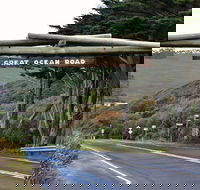 Small-Group Great Ocean Road and Twelve Apostles Full-Day Tour - Tourism Cairns