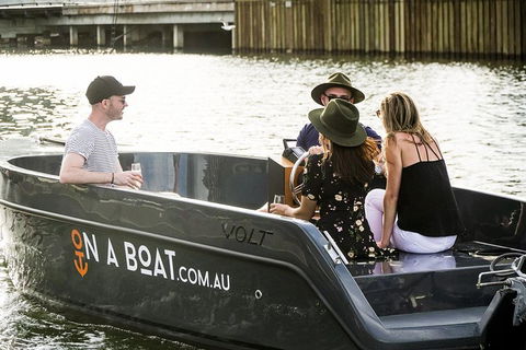 1.5-Hour Boat Rental In Melbourne - Tourism Cairns 1