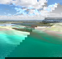 Deluxe Seaplane Tour Noosa to Glasshouse Adventure for 2 with Photobook - Tourism Cairns