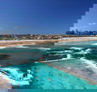 Private Sydney City and Bondi Beach Half Day Tour - Tourism Cairns