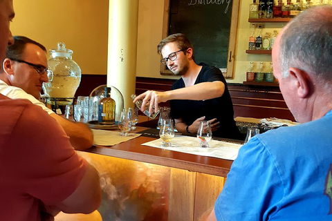 Tipple Of Gin Experience Tour - Tourism Cairns 3