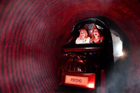 Dracula's Cabaret - Gold Coast - Tourism Cairns 0