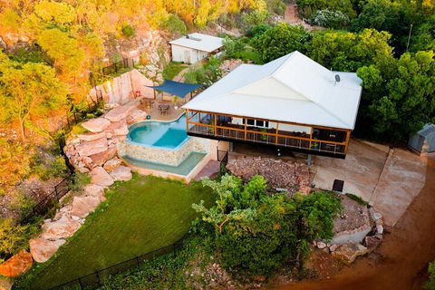 Wet Season Incredible Islands Tour - Horizontal Falls & Cygnet Bay Pearl Farm - Tourism Cairns 5