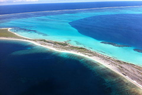 Abrolhos Islands Fixed-Wing Scenic Flight - Tourism Cairns 1