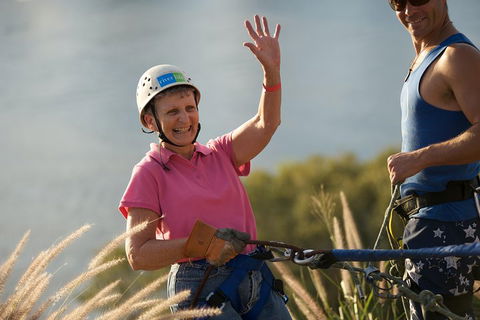 Abseiling The Kangaroo Point Cliffs In Brisbane - Tourism Cairns 2