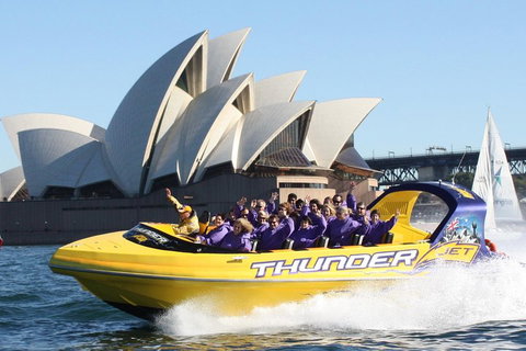 30-Minute Sydney Harbour Jet Boat Ride: Thunder Twist - Tourism Cairns 3
