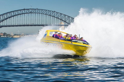 30-Minute Sydney Harbour Jet Boat Ride: Thunder Twist - Tourism Cairns 5