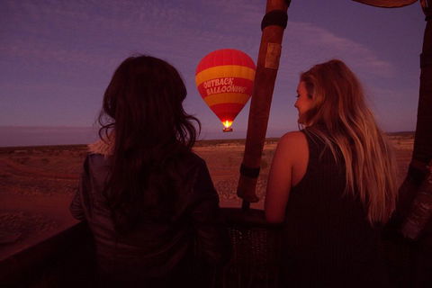 Early Morning Ballooning In Alice Springs - Tourism Cairns 1
