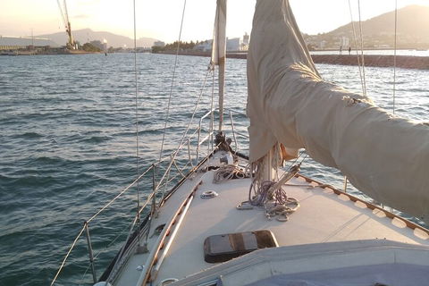 Townsville Small Group Sunset Sail Sailing Cruise Boat Tour Charter Hire - Tourism Cairns 4