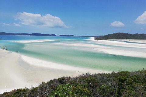 2-Night Whitsundays Sailing Cruise Incl. Whitehaven Beach & Great Barrier Reef - Tourism Cairns 1