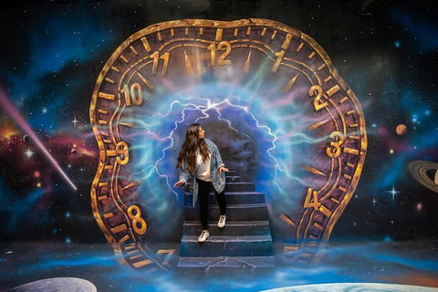 ArtVo Immersive Gallery Experience - Tourism Cairns 0