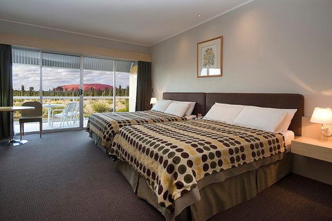 3-Day Uluru-Kata Tjuta And Kings Canyon 4WD Small-Group Eco-Tour From Alice Springs - Tourism Cairns 0