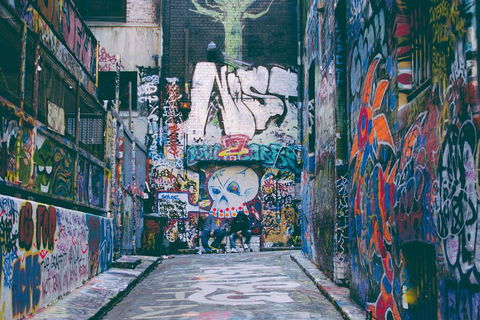Questo Self-guided Haunted Melbourne Walking Tour - Tourism Cairns 0