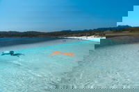 Lake McKenzie Full-Day Tour with Lunch from Hervey Bay, Fraser Island