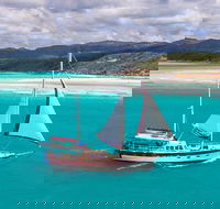 2-Day Whitsundays Sailing Adventure SV Whitehaven - Tourism Cairns