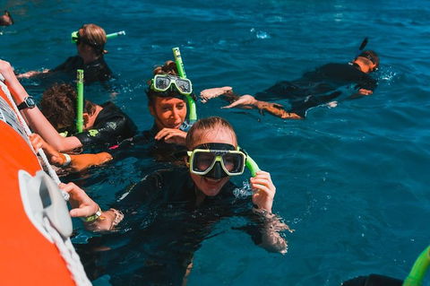 Whitehaven Beach And Hill Inlet Lookout Full-Day Snorkeling Cruise By High-Speed Catamaran - Tourism Cairns 3