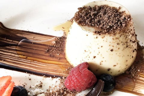 Deluxe Winery Tour To Tamborine Mountain, Includes Gourmet Two Course Lunch - Tourism Cairns 3