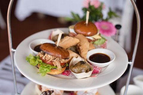 Sunshine Coast Signature High Tea And Wine Experience (Min 6 Adults) - Tourism Cairns 0