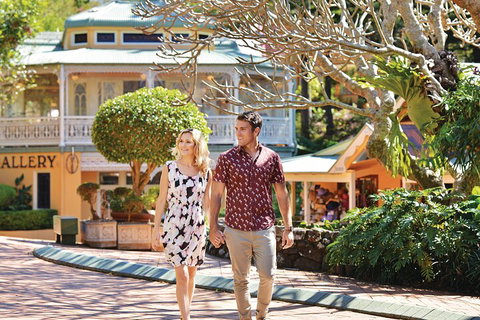 Sunshine Coast Signature High Tea And Wine Experience (Min 6 Adults) - Tourism Cairns 5