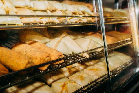 Rusty's Market Foodlovers Tour - Tourism Cairns 4