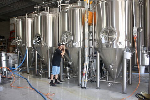 Hipster Sipster Brewery And Distillery Tour - Tourism Cairns 1