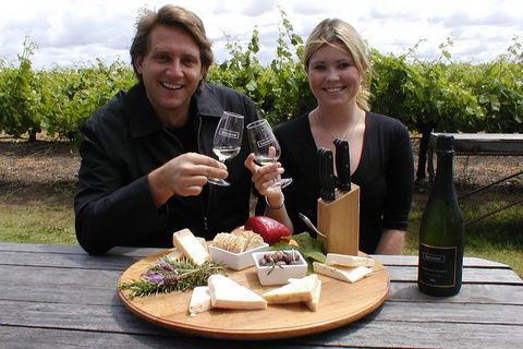 Swan Valley Tour From Perth: Wine, Beer And Chocolate Tastings - Tourism Cairns 4